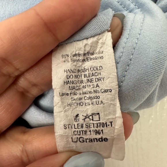 Room Service One Shoulder Crop Top - Picture 2 of 4